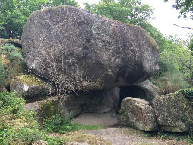 Abri De La Roche Aux Fées ©amandine Pauly