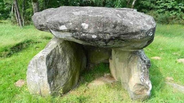 Dolmen @Haute-Vienne Tourisme