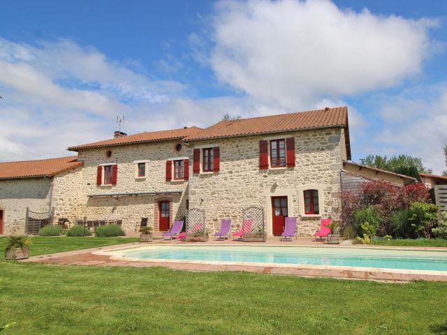 Gîtes De France Gite Extérieur Saint Léonard De Noblat