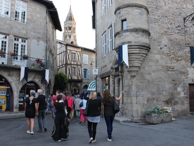 Saint Leonard De Noblat Place Republique Tour Ronde Clocher C Ot Noblat