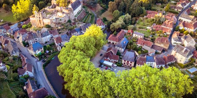 Ségur Le Château Vue Du Ciel