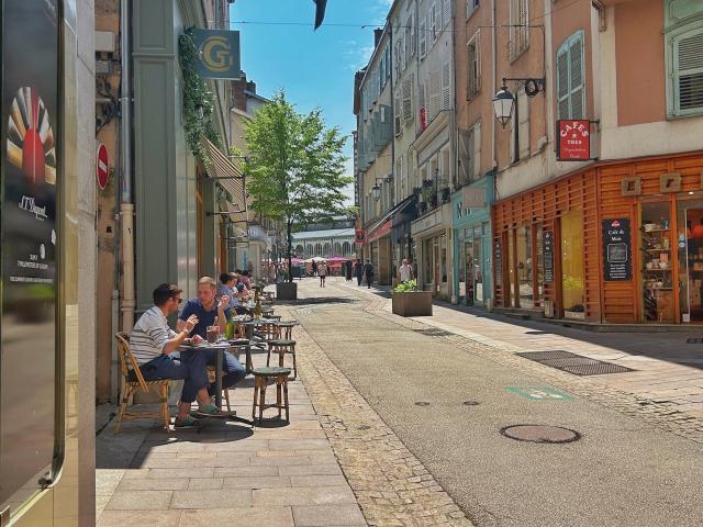 Rue Adrien Dubouche