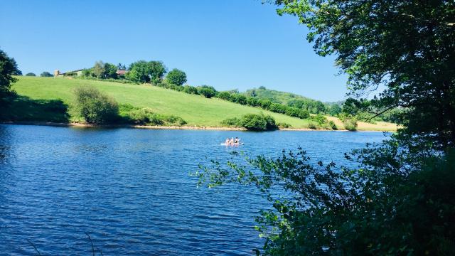 Le lac de Ste Hélène, à Bujaleuf