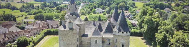 Château de Bonneval vue aérienne façade est