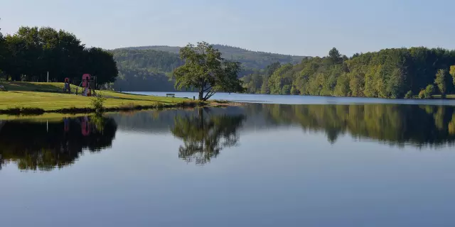 Etang De Sagnat Bessines Sur Gartempe