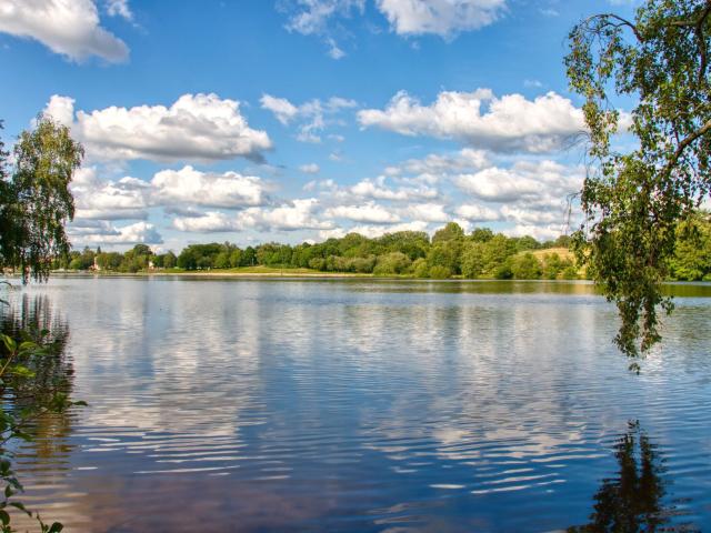 Etang De Sagnat Bessines Sur Gartempe