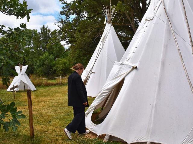 Tipi Clos De Lisop Hebergement Insolite