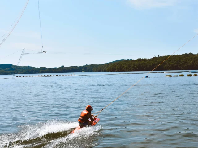 St Pardoux Teleski Nautique Wakeboard