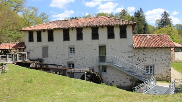 Le Moulin du Got à Saint Léonard de Noblat, vu de l'extérieur