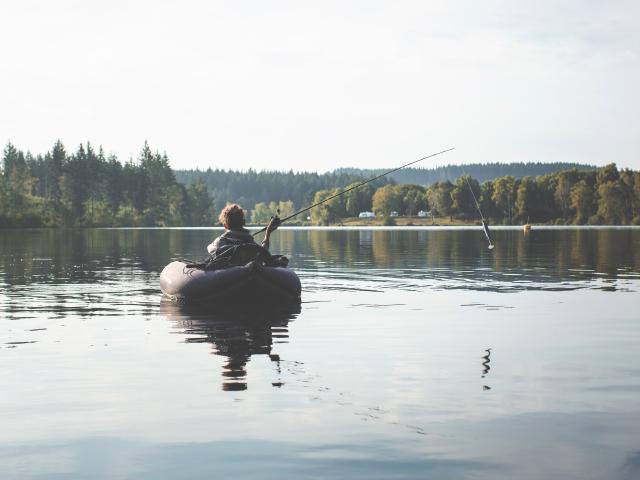 Peche Lac De Vassiviere