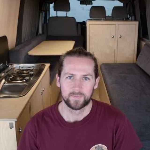 Van life Nicolas Dangle