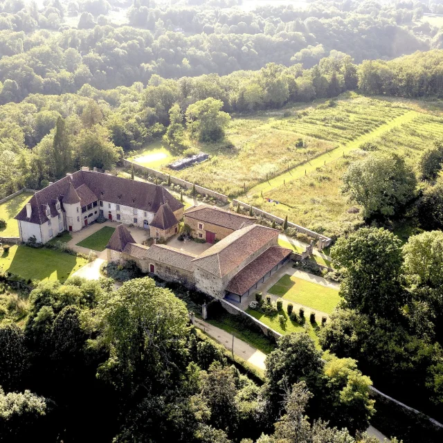 Chateau De Losmonerie