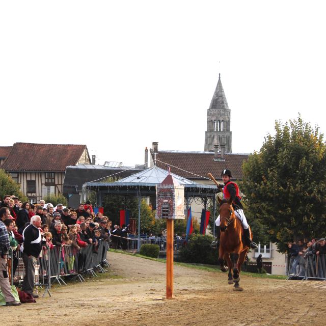 Fête de la Quintaine à Saint-Léonard de Noblat