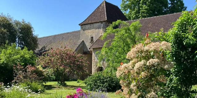 Chateau De Montautre.jpg