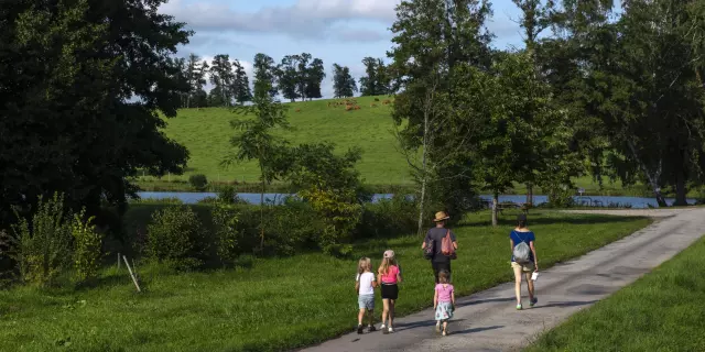 Balade en famille à Saint-Germain-les-Belles