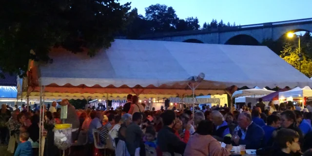 Marché de Producteurs de Pays à Saint-Léonard de Noblat