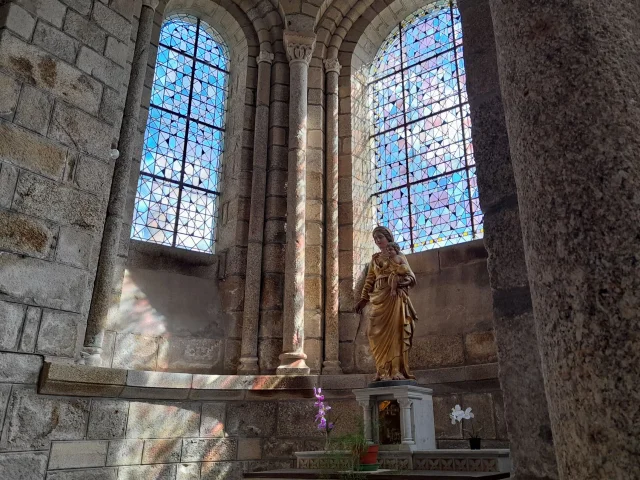 Vitraux dans la Collégiale de Saint-Léonard de Noblat