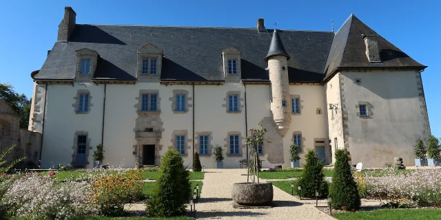 Chateau Du Chambon Visitlimousin 2