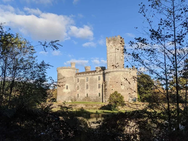 Chateau De Montbrun Clotilde Benni 14